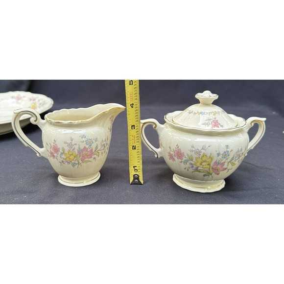 Stunning Federal Shape Syracuse Briarcliff Creamer & Sugar Bowl with Lid -6E - Picture 11 of 12